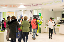 Four things you need to do during a college's open house Image
